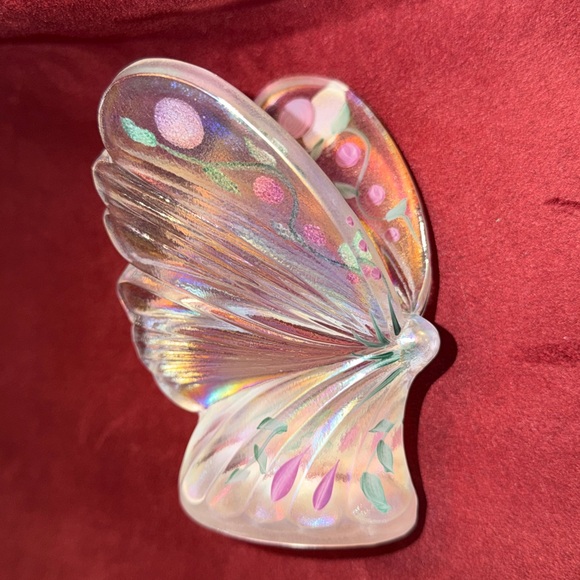 Fenton vintage Iridescent butterfly original tag & signed by artist. Gorgeous. - Picture 6 of 8